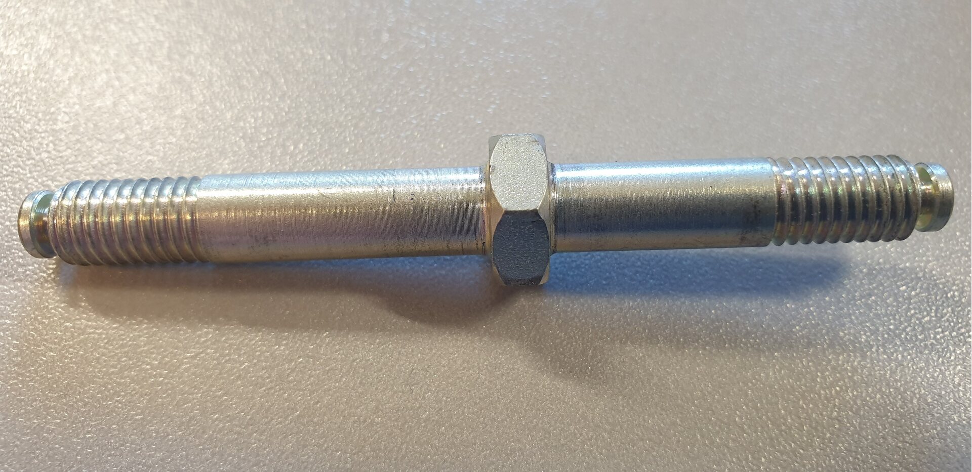 Righetti Ridolfi Top-Kart polkimen akseli 8 mm / 8 mm Lukkosokkaurilla