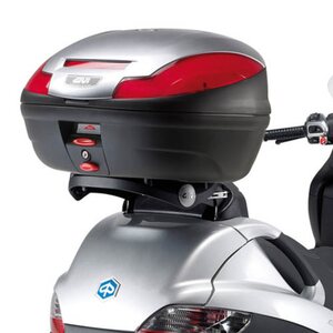 Givi kiinnike Piaggio MP3