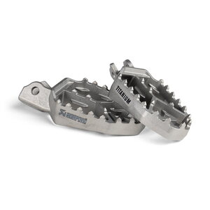 Akrapovic Adventure Footpeg Set (Titanium) Kawasaki KLE 500 2026